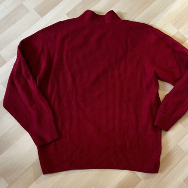 Maglione a collo alto Uniqlo rosso