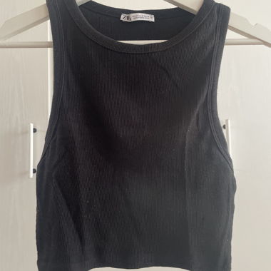 Top Zara a coste nero