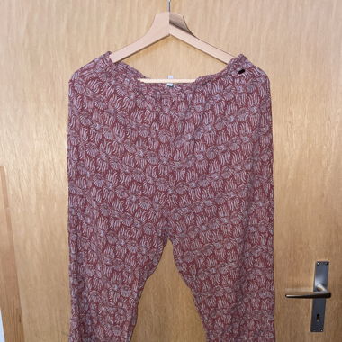 Sommer-Stoffhose 