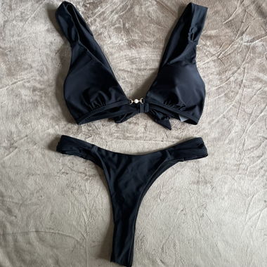 Bikini noir