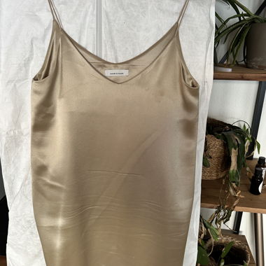 Short dress
