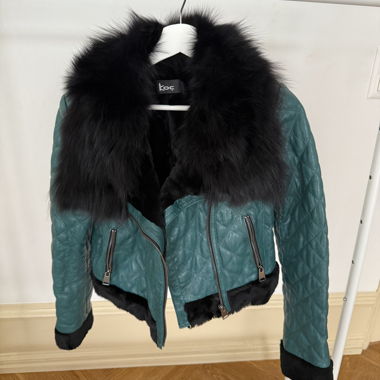 Veste Courte en Fourrure et Cuir