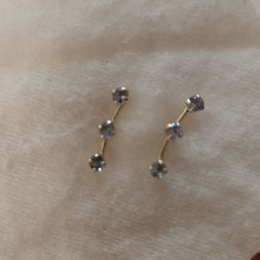 Orecchini a lobo in argento 925 con cristallo blu