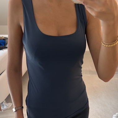 Zara dunkelblaues figurbetontes Stretch-Trägershirt