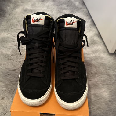 Nike Blazer 77