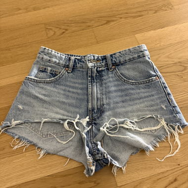 Short in denim ZARA EUR 36
