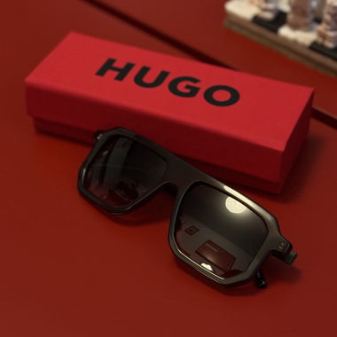 Lunettes de soleil Hugo Boss