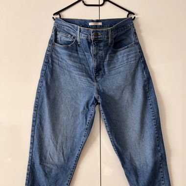 Levi's High Waisted Mom Jeans