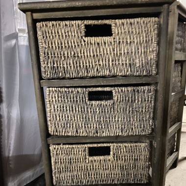 2 meubles de rangement 