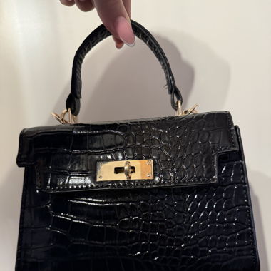 Schwarze Tasche