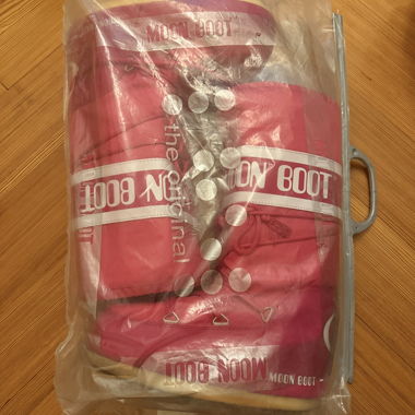 Moon Boot Stiefel rosa