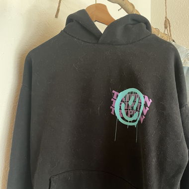 Trippin Pullover 