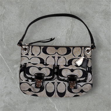 vintage coach monogram shoulder bag black
