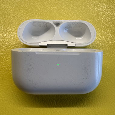 Ladecase Apple AirPods Pro 2 (A2700)