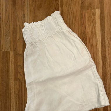 Kurze Hose weiss