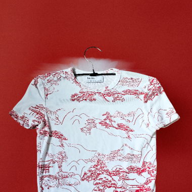 T-shirt crop top à motifs rouges