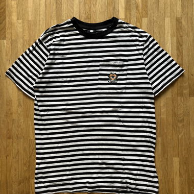 Gestreiftes T-Shirt