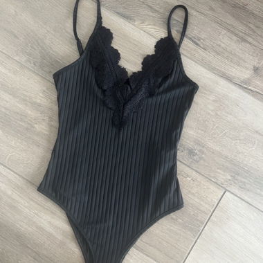 Body nero in pizzo non indossato taglia S