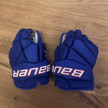 Hockey Gloves