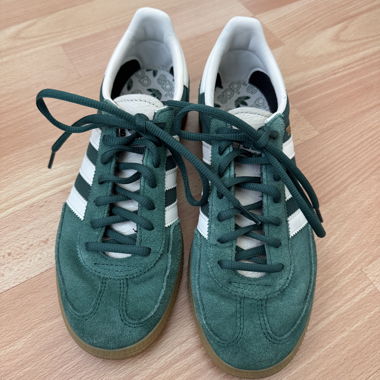 Adidas Spezial Sneakers