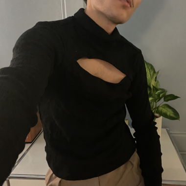 Turtleneck with cutout
