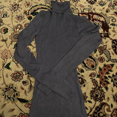 Col roulé bleu acier