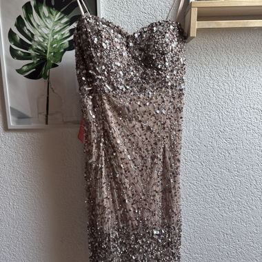 Paillettenkleid