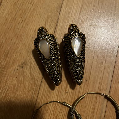 Orecchini vintage con pietra (lobi allargati)