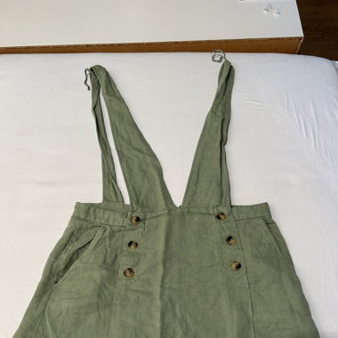 Salopette verde oliva di ZARA