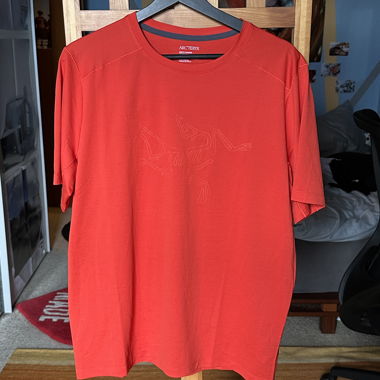 Neues Arcteryx T-Shirt, Grösse M