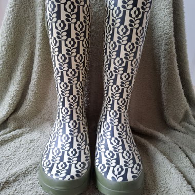 Neue Boho-Gummistiefel