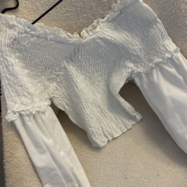 Top bianco Zara off-shoulder