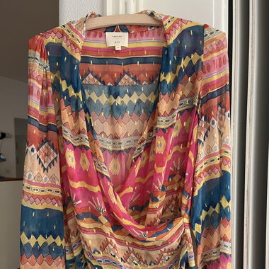 Farbige Glitzer Sommerbluse