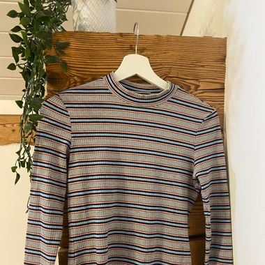 Gestreiftes Langarmshirt