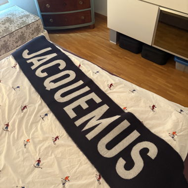 Jacquemus scarf