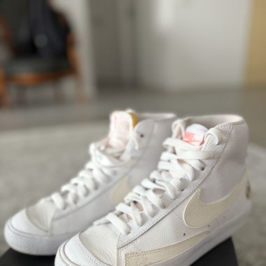 Nike Sportswear Sneaker 'Blazer Mid 77' in Weiß