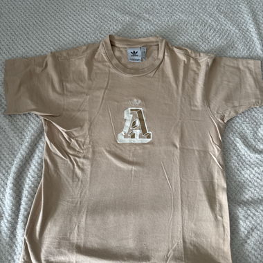 T-shirt Adidas beige