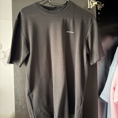 T-shirt nero Daily Essentials