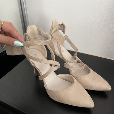 Décolleté beige con cinturini