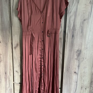 Promod Satin-Kleid in Rosa