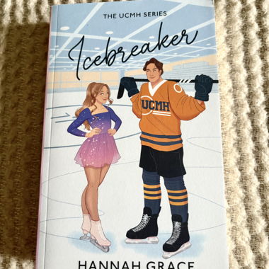 Icebreaker di Hannah Grace in inglese