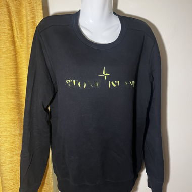 Pull stone island