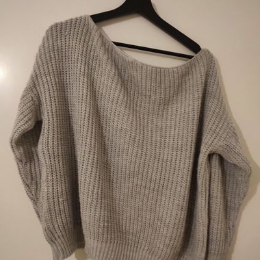 One-shoulder sweater