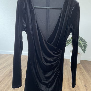 Vestito in raso nero