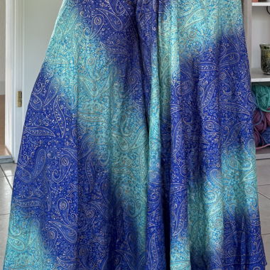 Wide flared trousers with paisley pattern