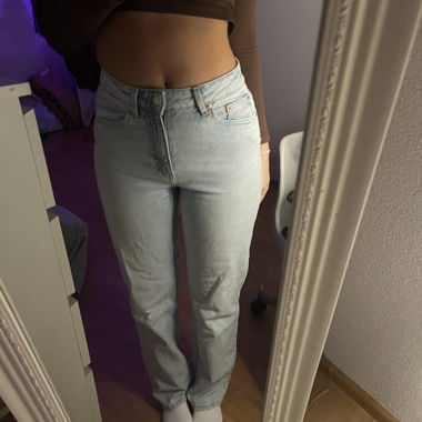 straight leg jeans (highrise)