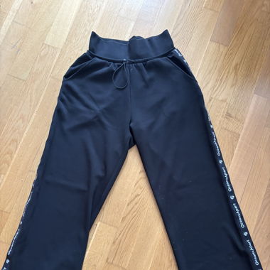 schwarze Ocean’s Apart Trainerhosen