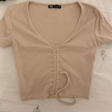 4 Top Corti ZARA