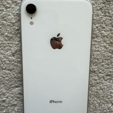 Apple iPhone XR 128GB - perfect condition