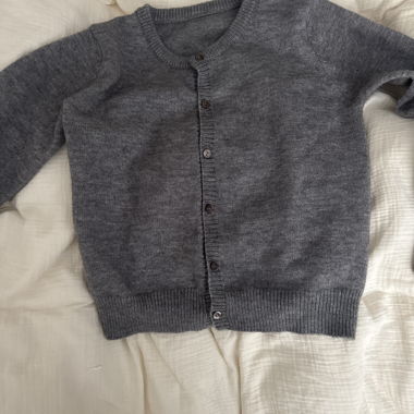Graue Strickjacke (Shein)